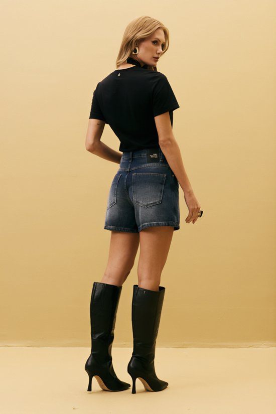 Shorts Feminino Madonna Com Bordado Pedraria - De Algodão Jeans